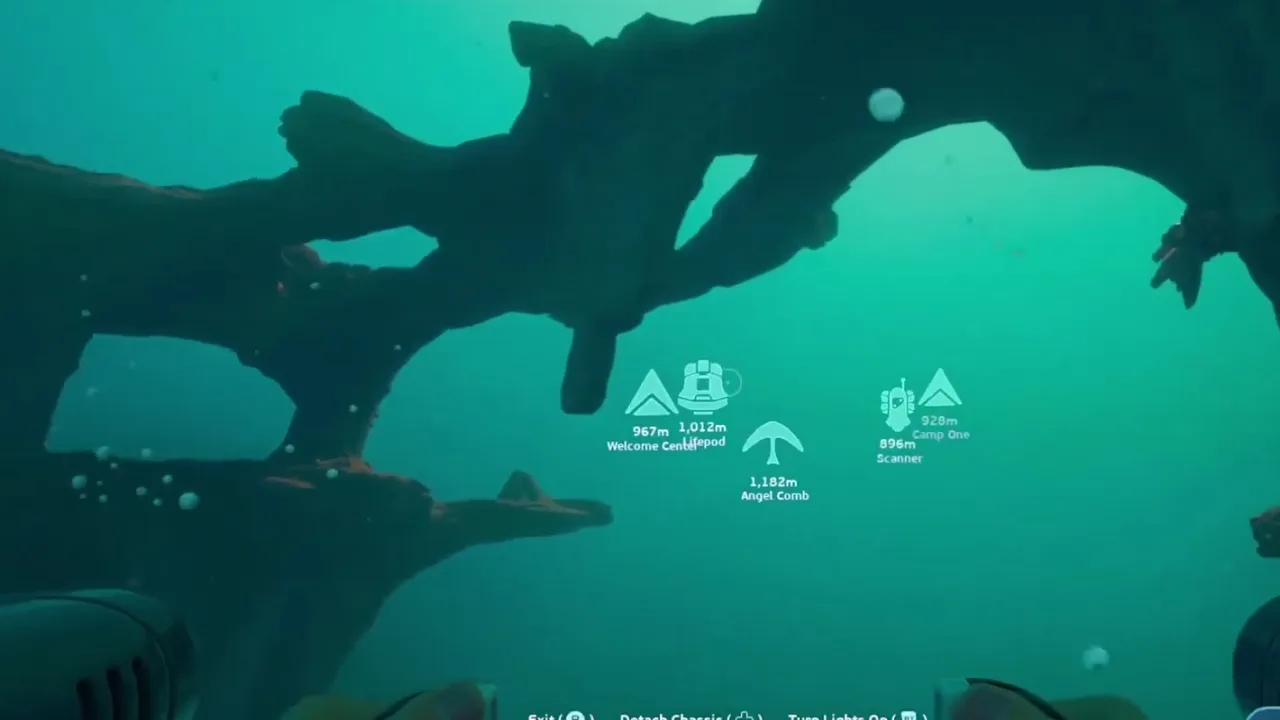 Fragment route gameplay frame for Subnautica 2 collectibles guide